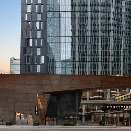 Готель Courtyard By Marriott Calgary Downtown Екстер'єр фото